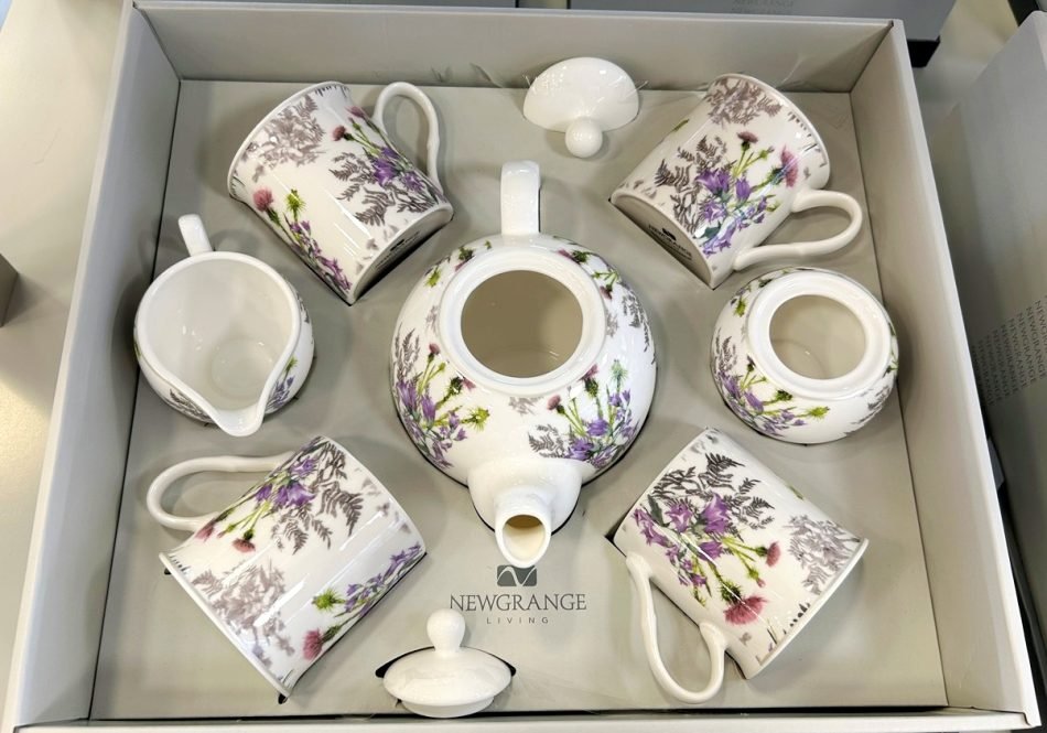 White Thistle bone china tea set, 7 piece 30255-1