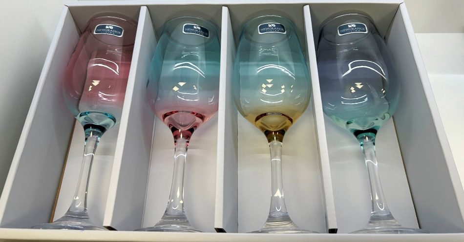 Two tone lustre wine glasses, set of 4 1710050-1 - Image 2