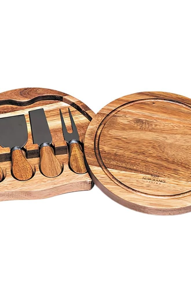 Cheese board round with 4 knives 500005