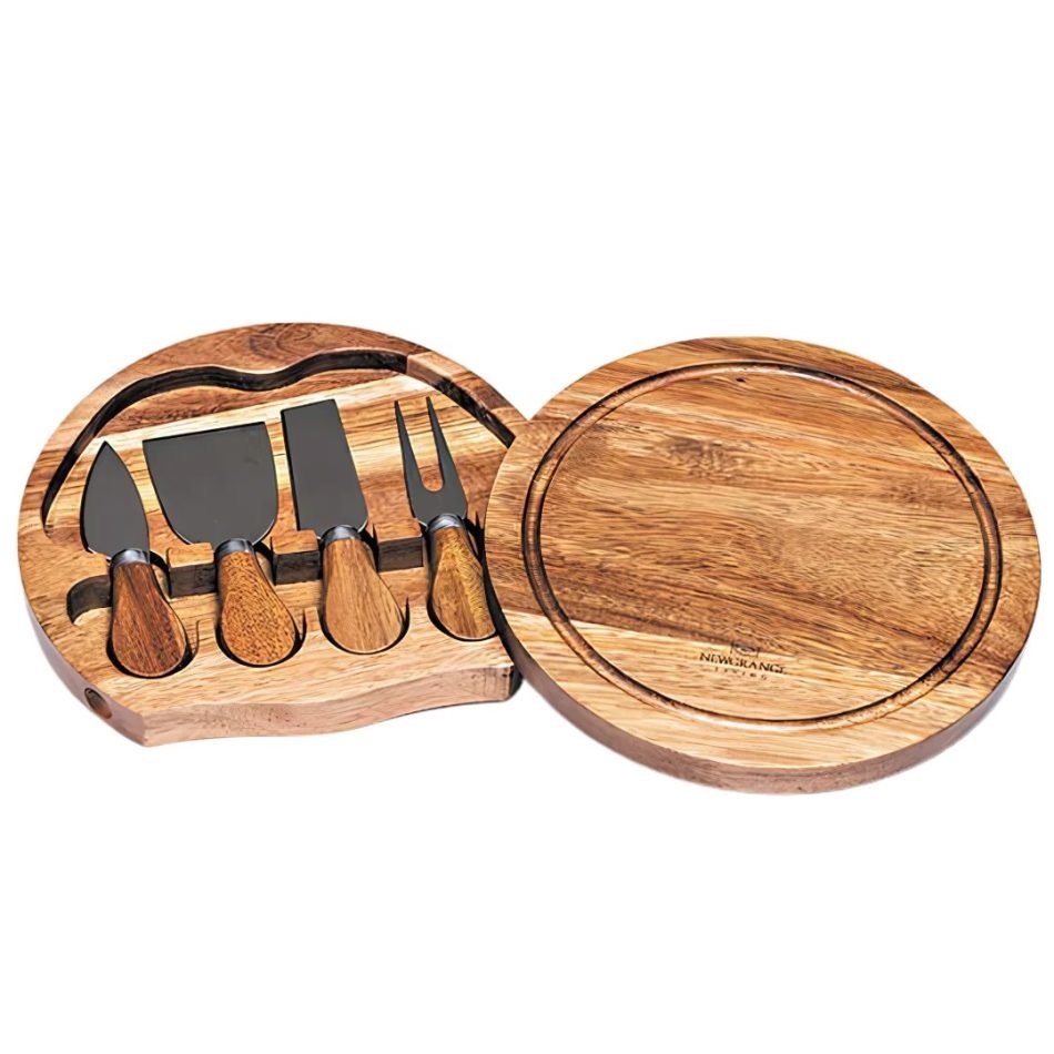 Cheese board round with 4 knives 500005