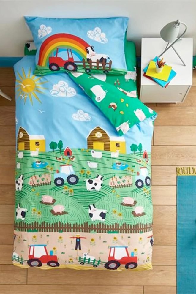 Catherine Lansfield Farmyard Animals duvet cover set. FARM-DUVCOV-1