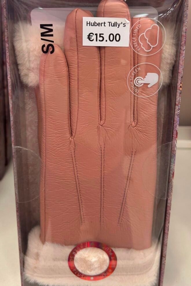 Pair of Cosy Gloves Tan GLOVES-TAN