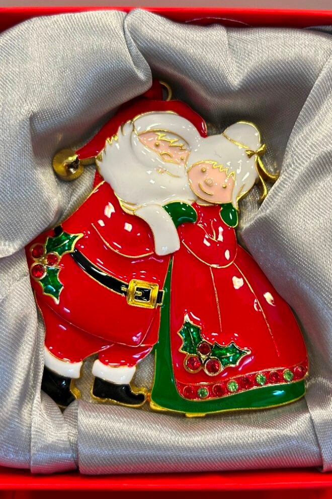 Grab'n'Go Hanging Decoration Mr Santa and Ms Santa GRAB-SANT