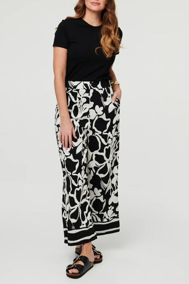 Stella Morgan Black and White Pants